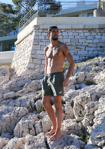 SHORT LA BRANCHE D'OLIVIER