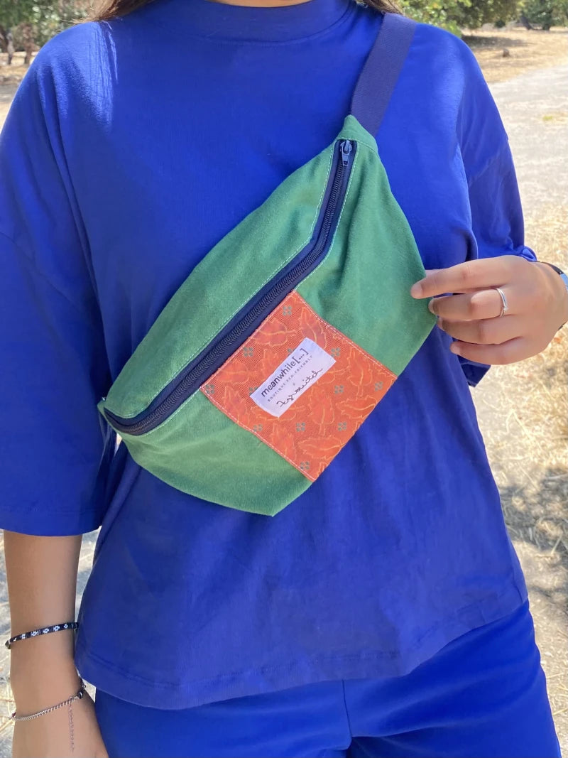 Sac banane upcyclé tissu vert - Meanwhile Boutique x Zgrouitch (édition limitée)
