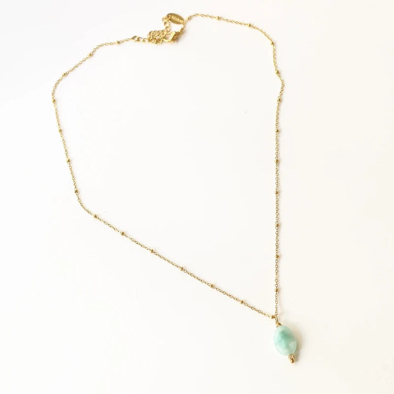 Collier fin Angélite