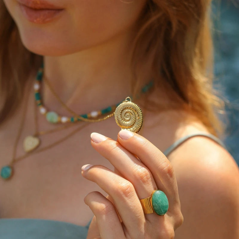 Collier long Ammonite