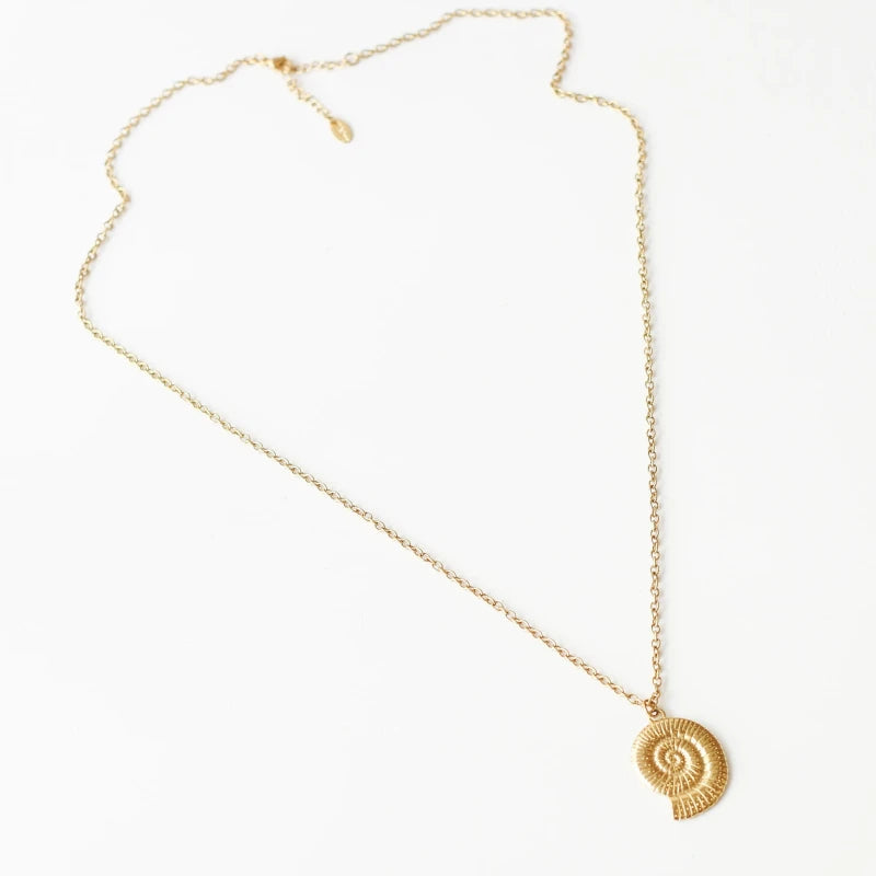 Collier long Ammonite