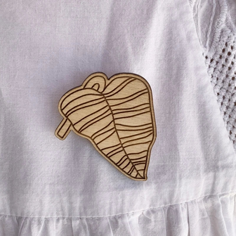 Broche en bois - Feuille