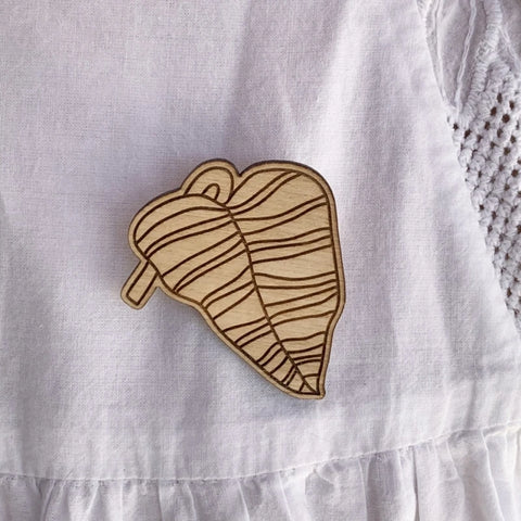Broche en bois - Feuille