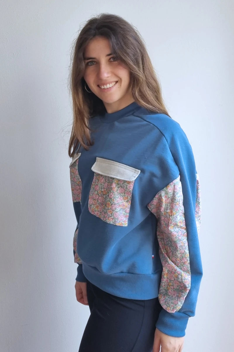 Sweat-shirt Marguerite - bleu - fleurs rose