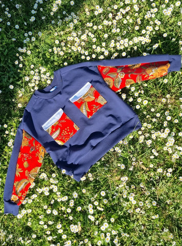 Sweat-shirt Marguerite - marine- fleurs rouges (Copie)