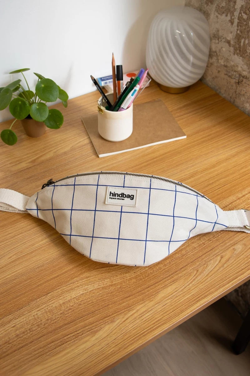 Sac banane Olivia Carreaux écru/bleu
