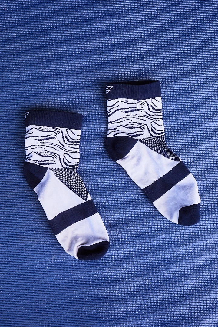 Chaussettes de sport femme mi-hautes – respirantes, anti-frottements, made in France & recyclées