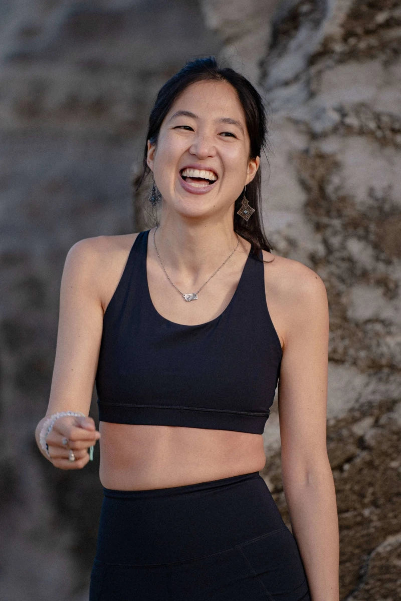 Brassière sport femme PHOENIX "La Lumineuse" – maintien, dos croisé et matière respirante