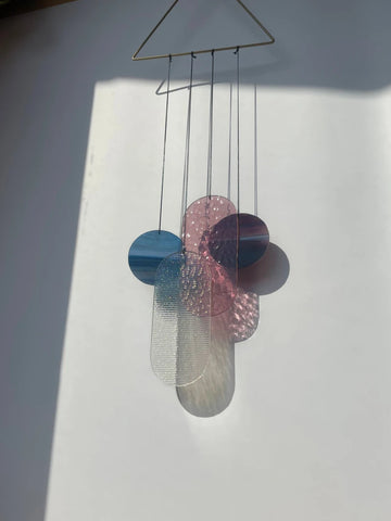 Rosa irisierender Wandbehang im Art Déco Stil