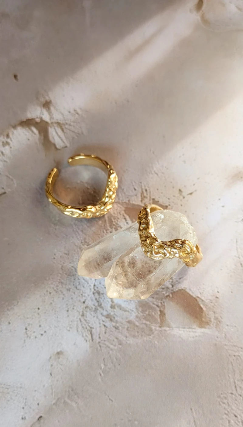 Bague vague or martelé - L'Aigua