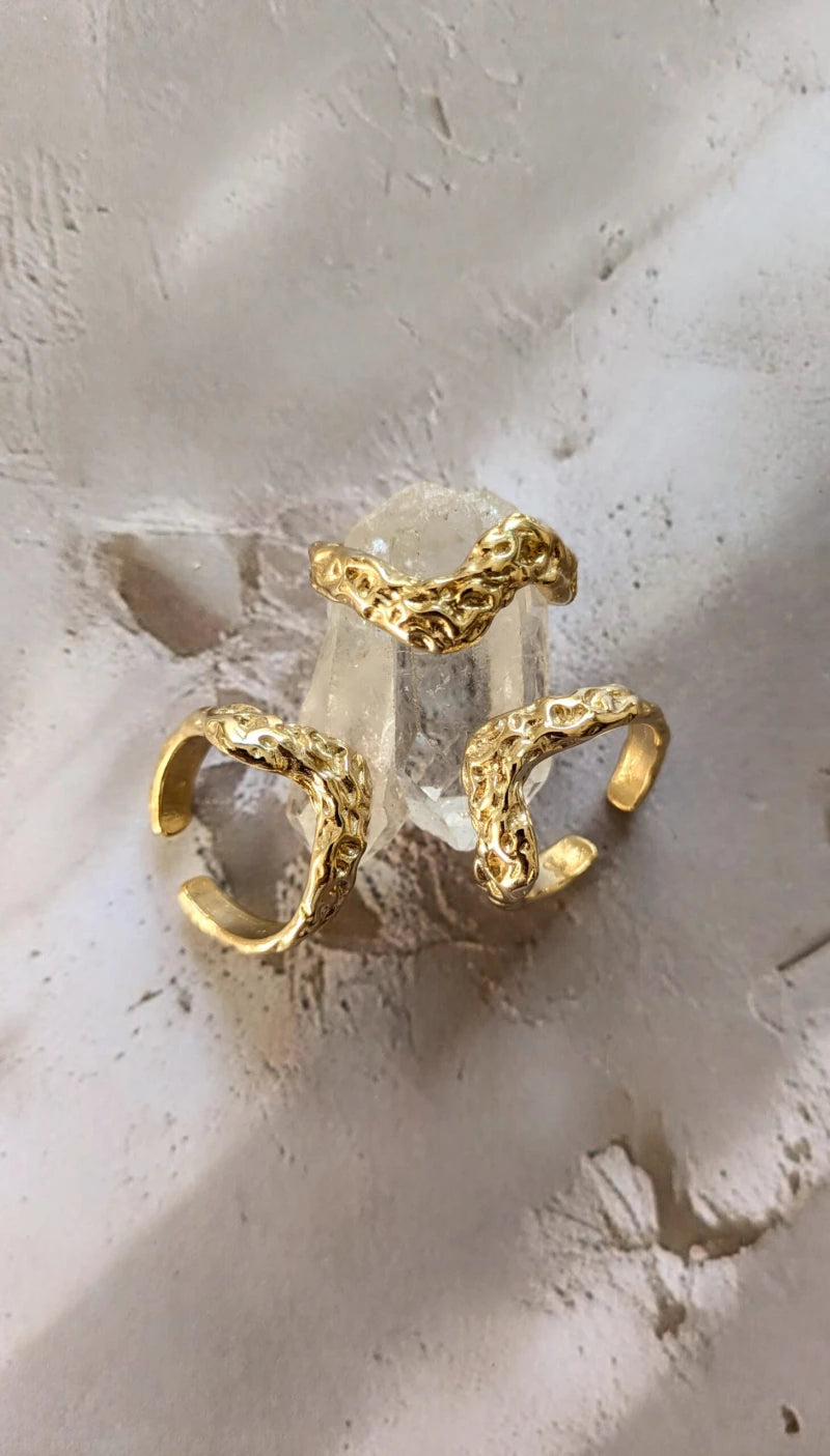 Bague vague or martelé - L'Aigua