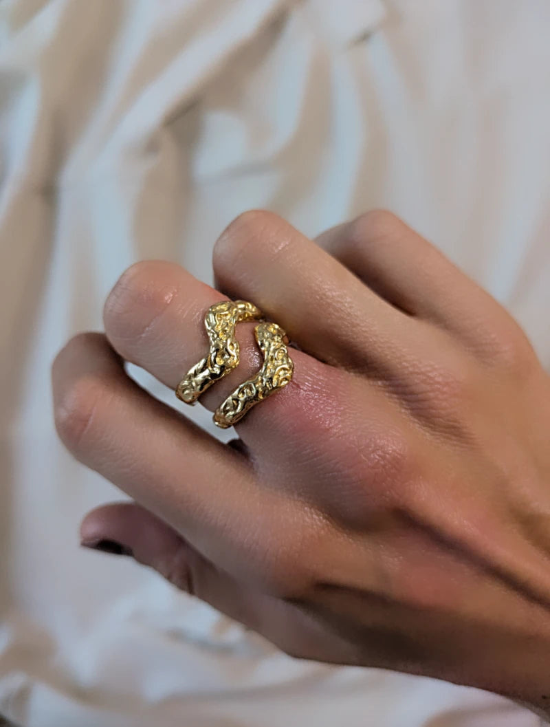 Bague vague or martelé - L'Aigua