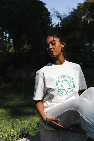 Tee-shirt Unisex Chakra du Coeur en Coton Bio