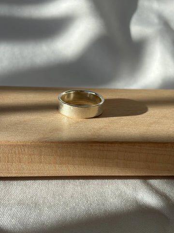 Bague Ata, Argent massif