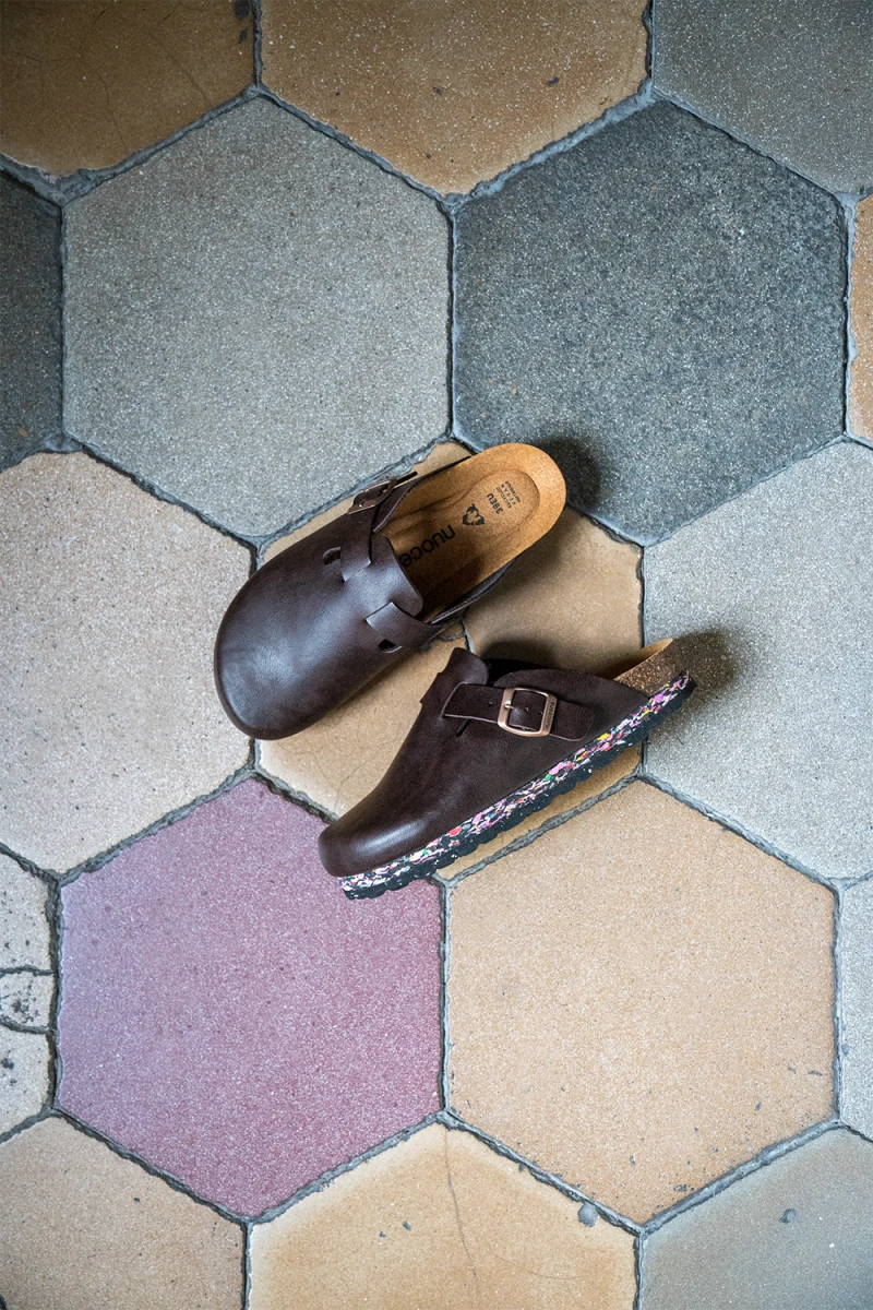 TRUFFLE - Clog Dark Brown