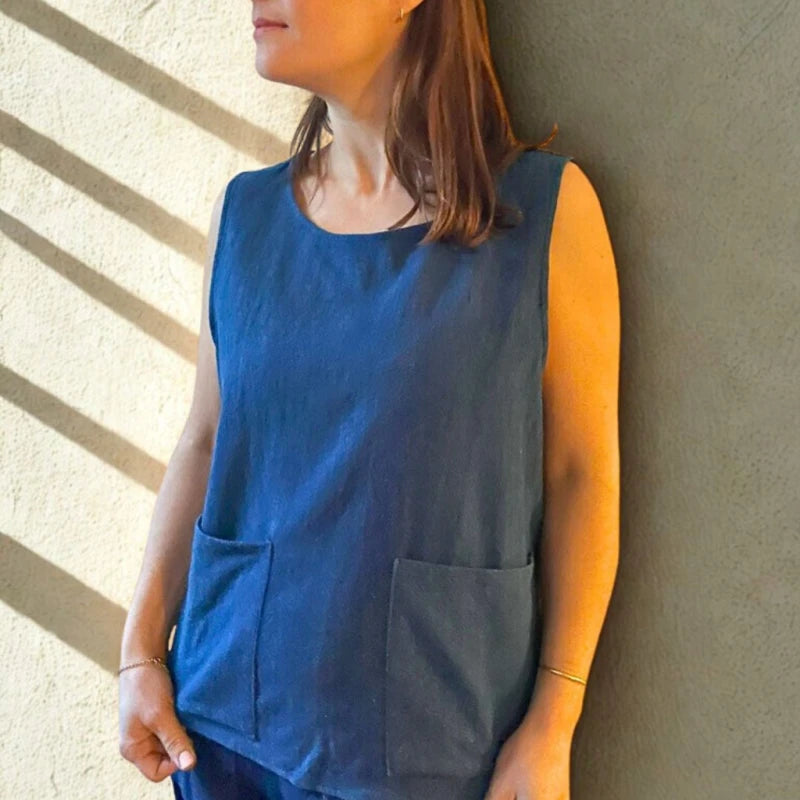 Top en coton indigo naturel – Deux poches signature | Taille unique