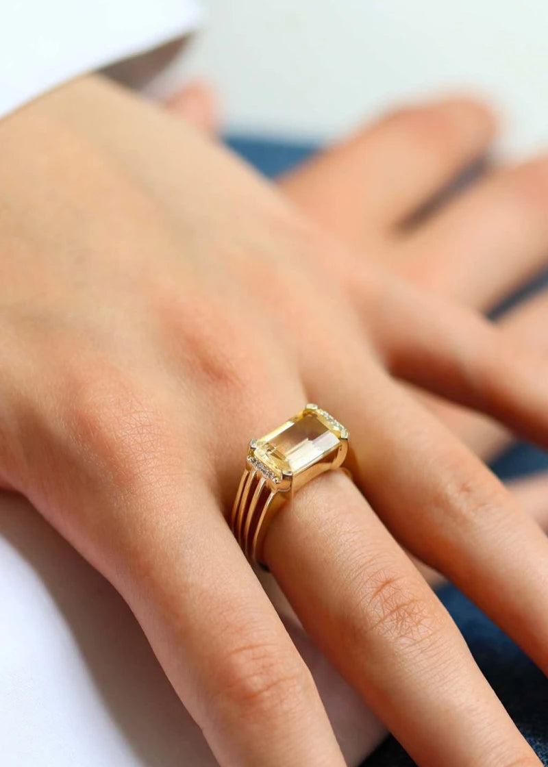 Chevalière femme Vivienne plaqué or Citrine