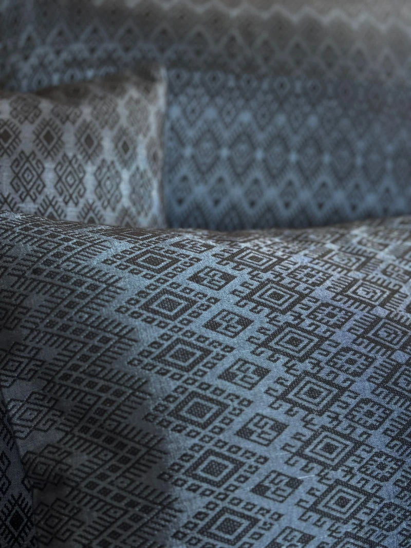 Housse de coussin Kachin bleu nuit