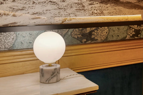 Lampe boule en verre – Laura