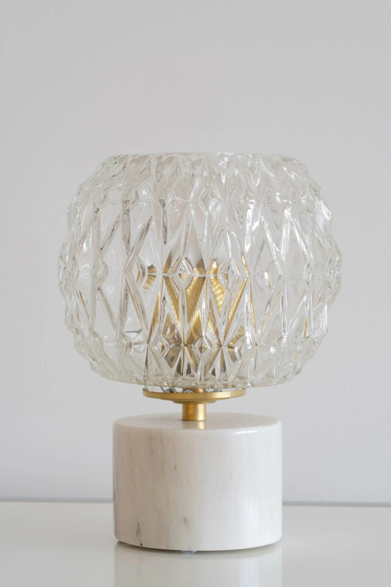 Lampe à poser en marbre blanc – Emma