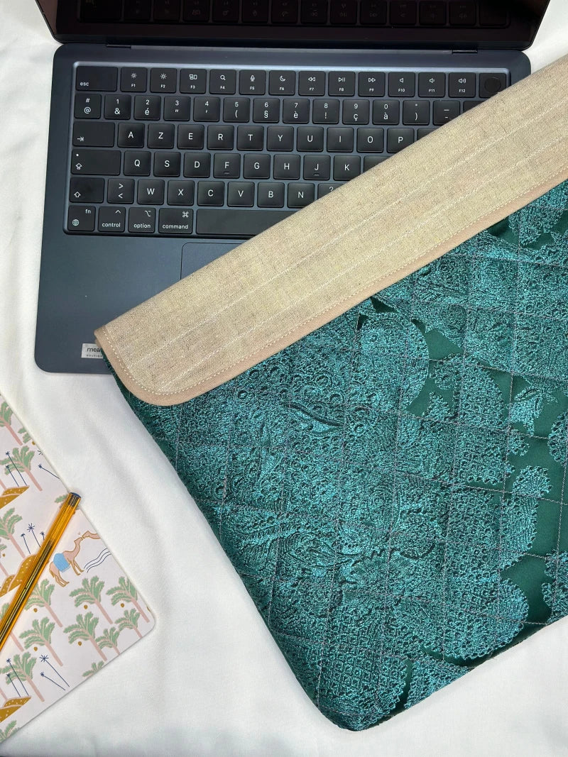 Housse d'ordinateur upcyclée pour grand ordinateur