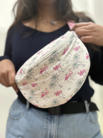 Sac banane blanc motifs flamants roses