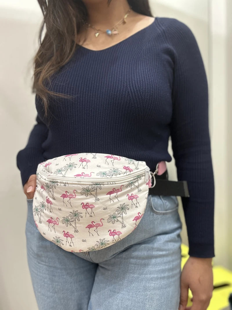 Sac banane blanc motifs flamants roses