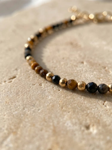 Bracelets Tiny Stones - Strength 🦁