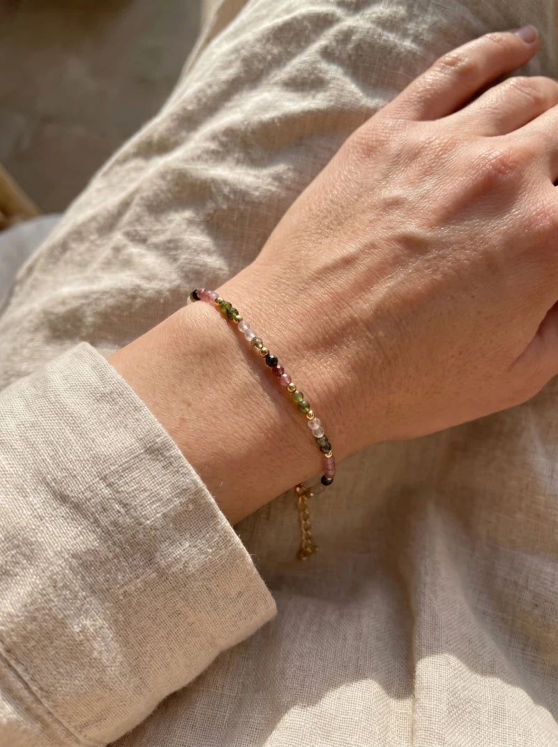 Bracelets Tiny Stones - Good Vibes 🌸