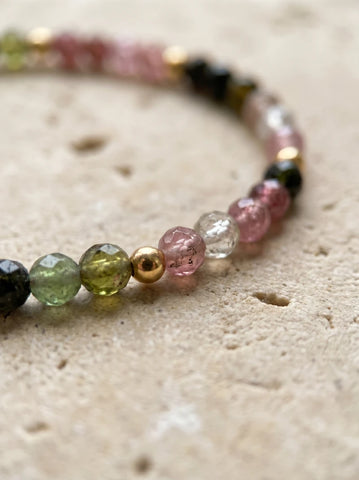 Bracelets Tiny Stones - Good Vibes 🌸