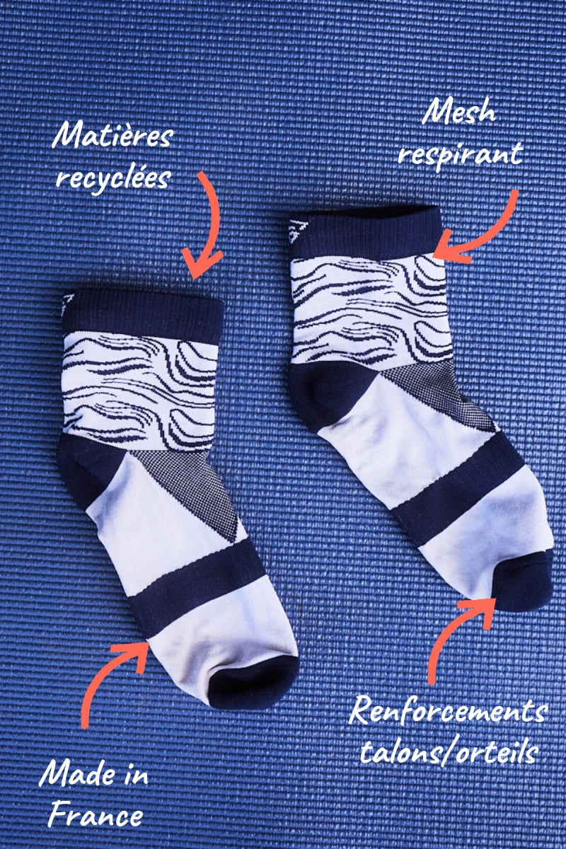 Chaussettes de sport femme mi-hautes "Vagues" – respirantes, anti-frottements, made in France & recyclées