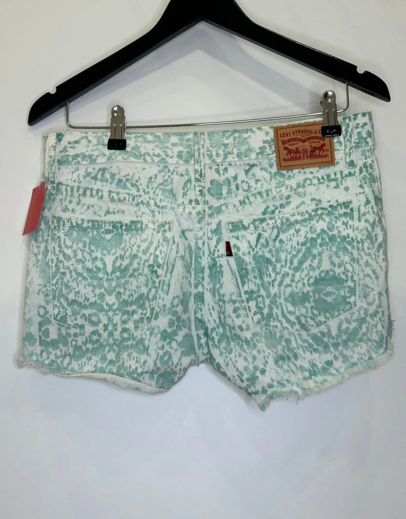 Short Levi's
