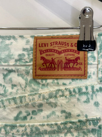 Short Levi's