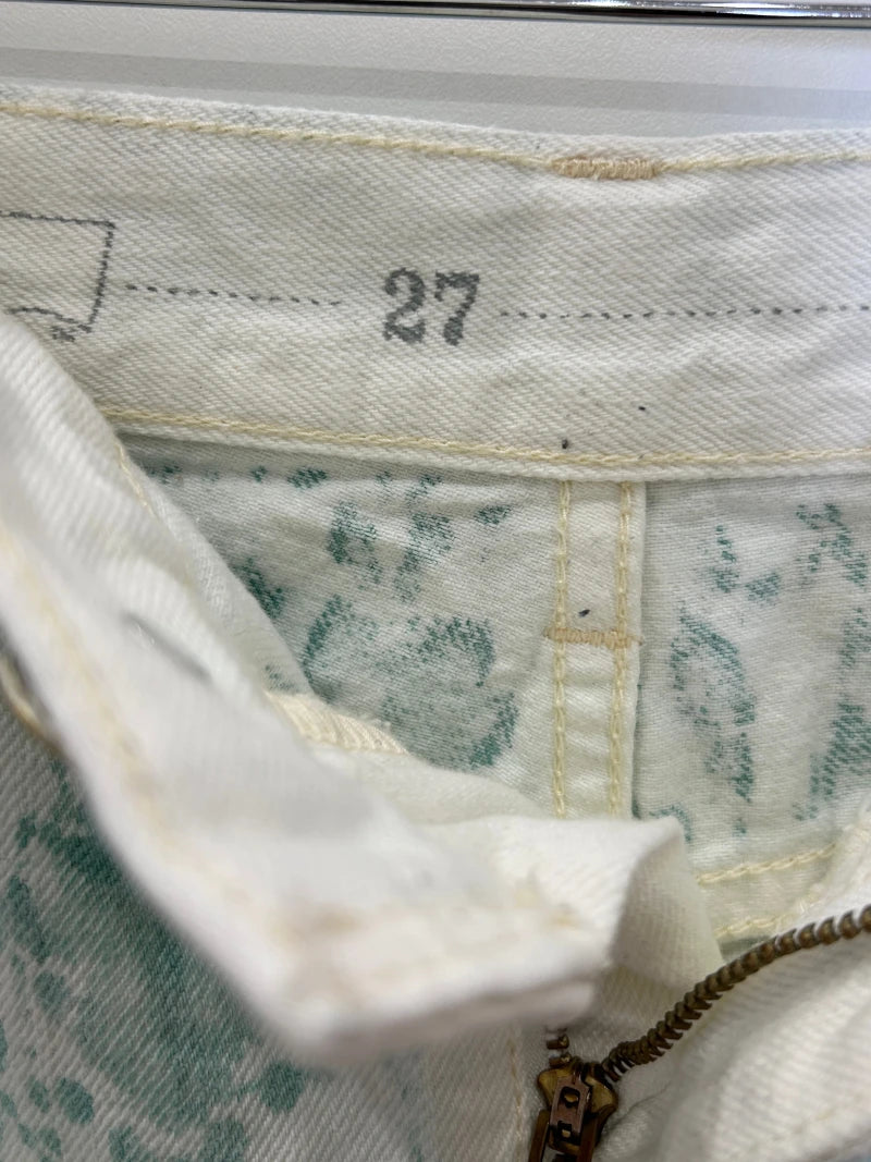 Short Levi's