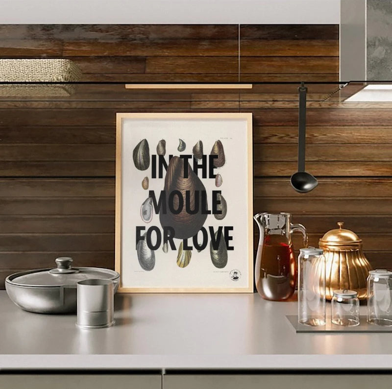 In the moule for love | Affiche