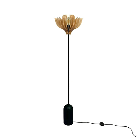 Tullia teinté Chêne | Lampadaire