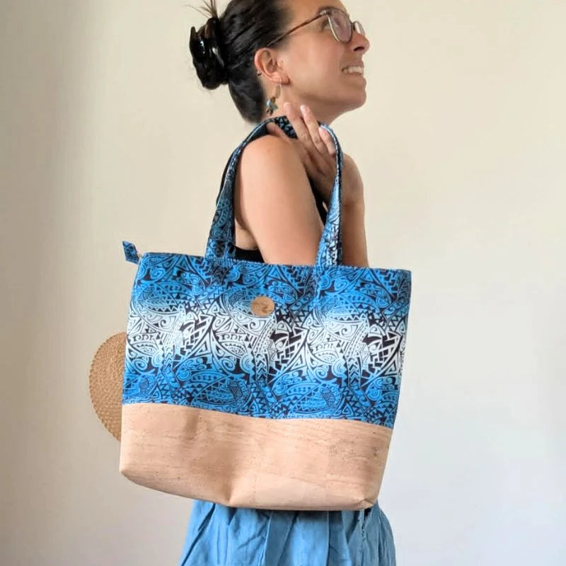 Sac cabas 'ete liège et tissu polynésien - Bleu tatau