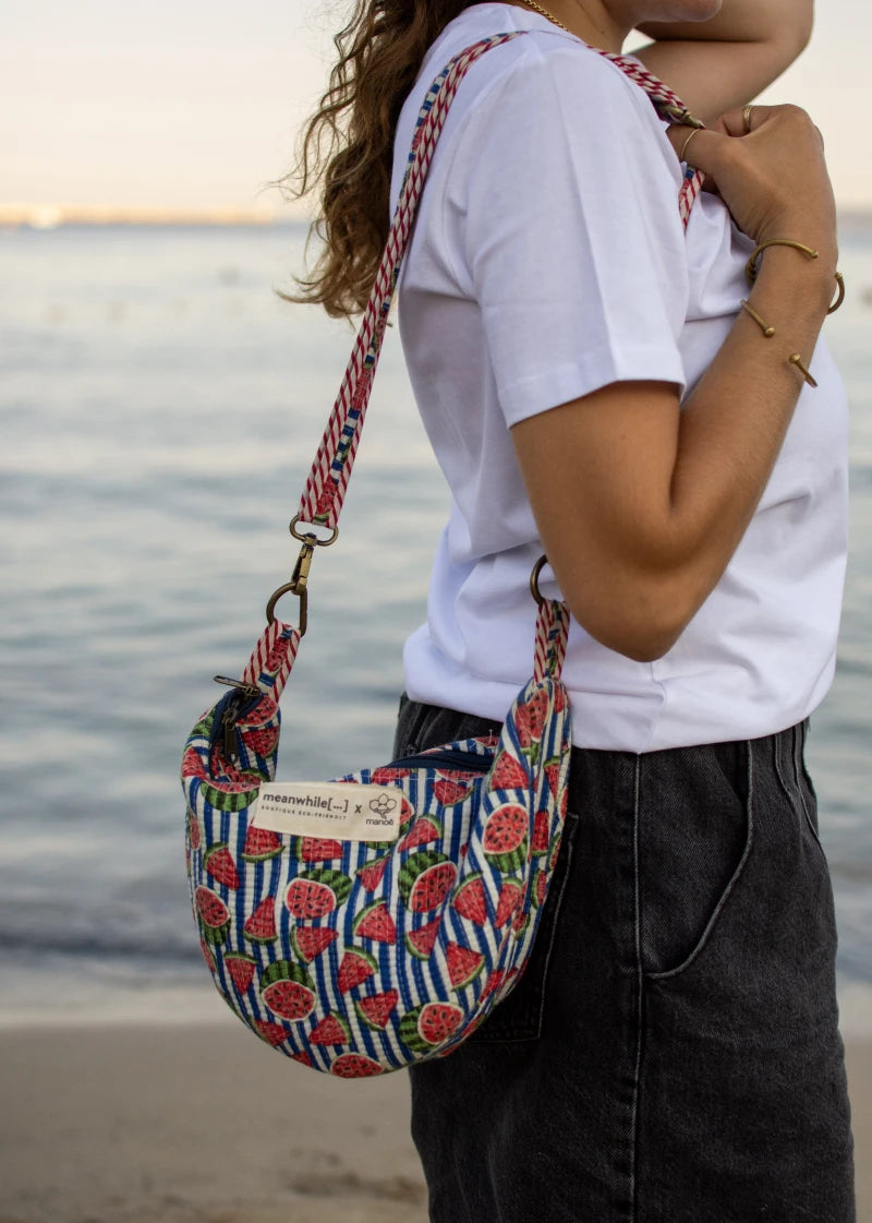 Sac demi lune pastèque - Manoë X Meanwhile Boutique (édition limitée)