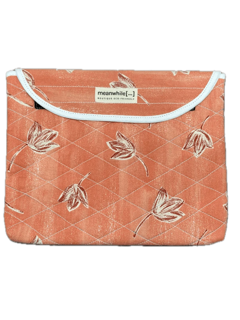 Housse pour ipad en tissus upcyclé