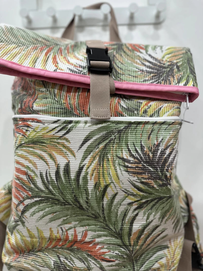 Sac à dos en tissus upcyclés style roll-top