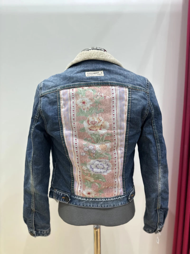 Veste en jean upcyclé