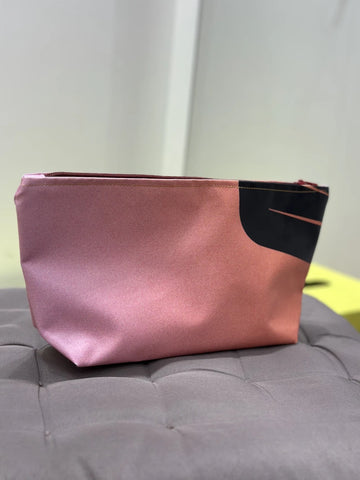 Grande trousse de toilette en bâche upcyclée