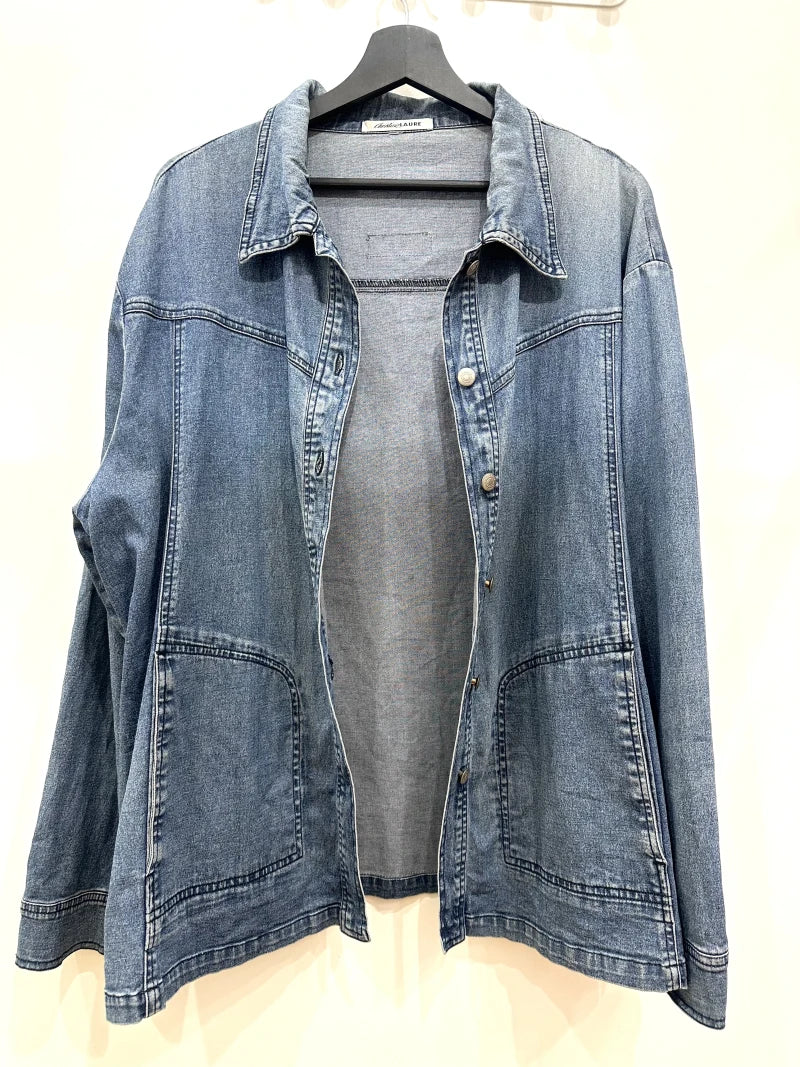 Veste en jean upcyclé