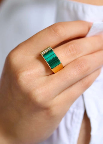 Chevalière femme Augustine plaqué or Malachite