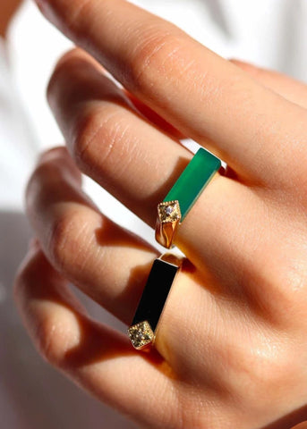 Bague Art Deco Louisette plaqué or Onyx noir