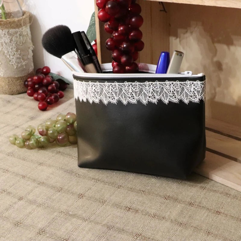 Trousse triangle en alter-cuir de raisin