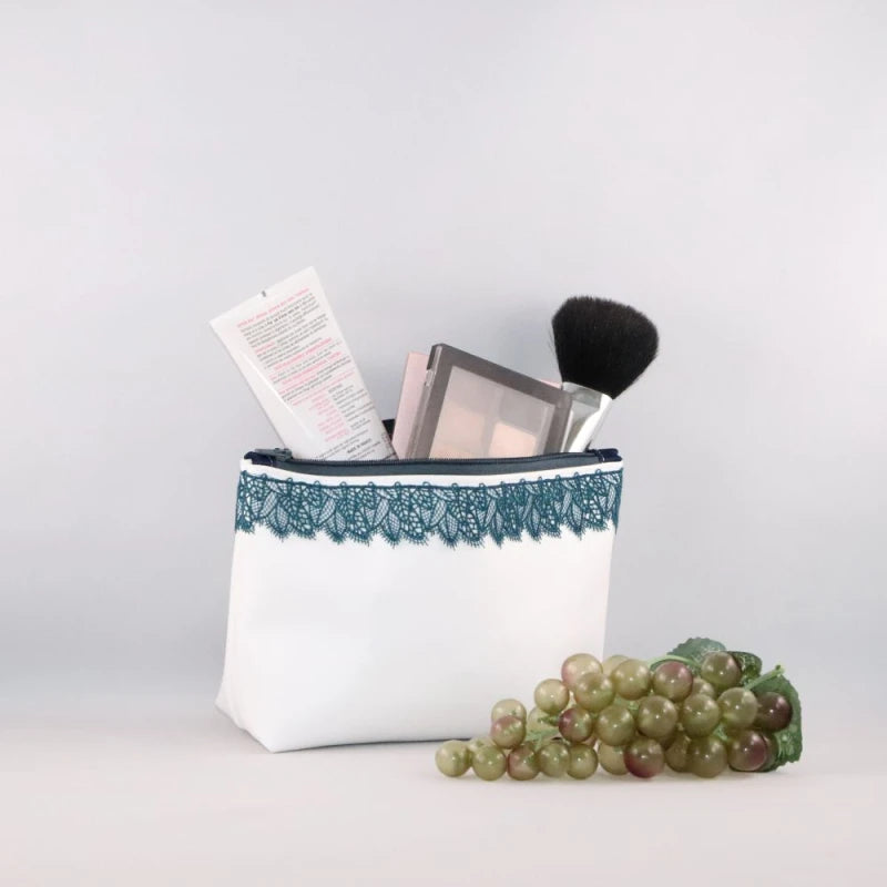 Trousse triangle en alter-cuir de raisin