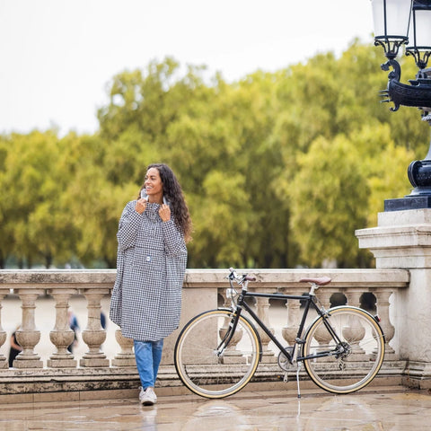 Poncho Paris