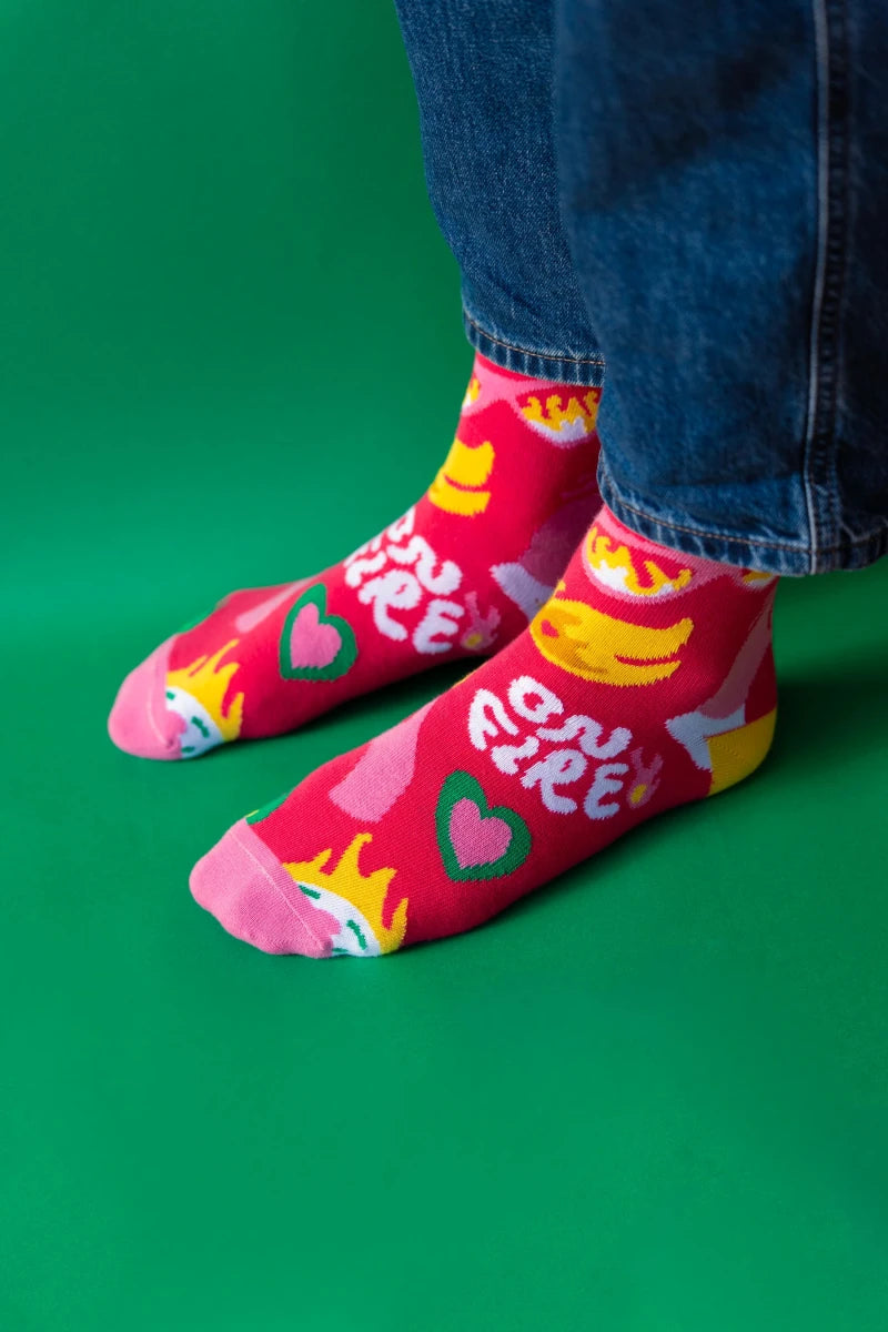 Laura Deleuze | Paire de chaussettes On Fire Fuchsia
