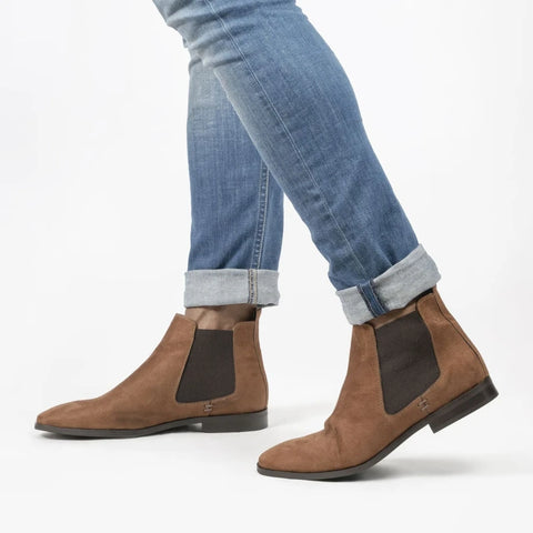 Alan - Marron Faux Suede